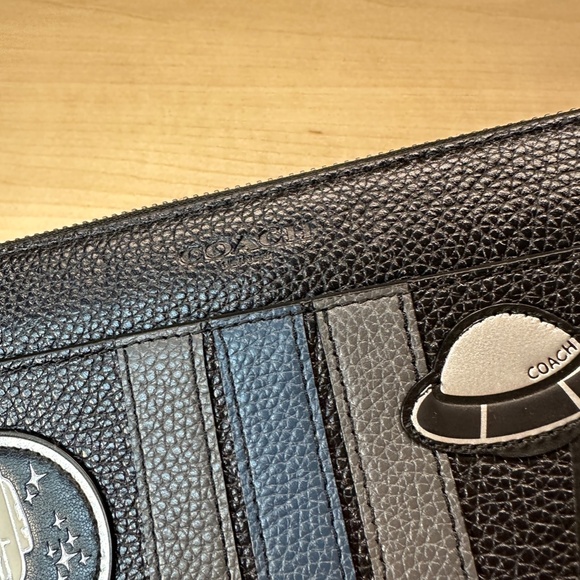 NWT! RARE! COACH X NASA SOFT LEATHER ZIP WALLET ASTRONAUT SPACE SHIP F28297 Limi - Picture 4 of 8